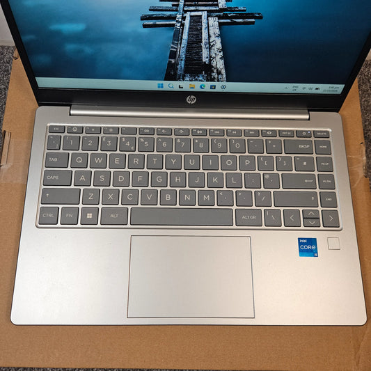 HP Laptop 14 | i5-1335U | 14" | 8GB RAM | 512GB SSD | Pristine