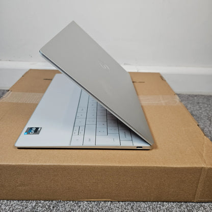 Dell XPS 13 Plus 9320 White | 4K Touch | i7-1360P | 16GB | 512GB | Refurbished
