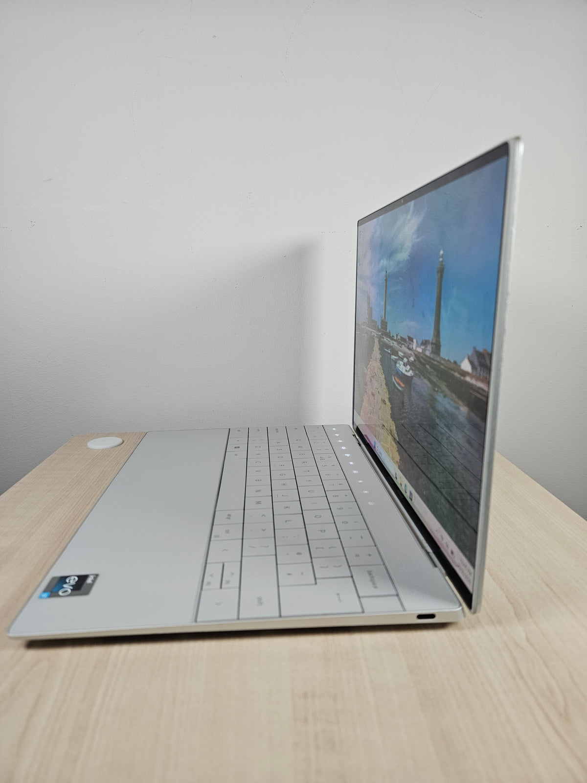Dell XPS 13 Plus 9320 White | 3.5K OLED Touch | i7-1360P | 32GB | 1TB