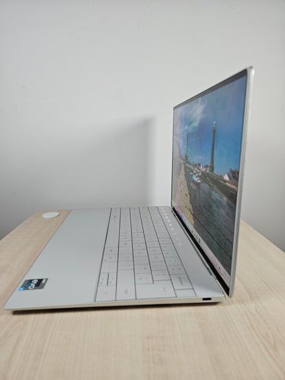 Dell XPS 13 Plus 9320 White | 3.5K OLED Touch | i7-1360P | 32GB | 1TB